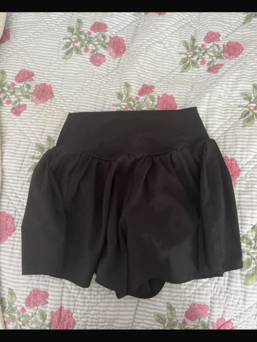 aerie Black High-Waist Ruffle Skort